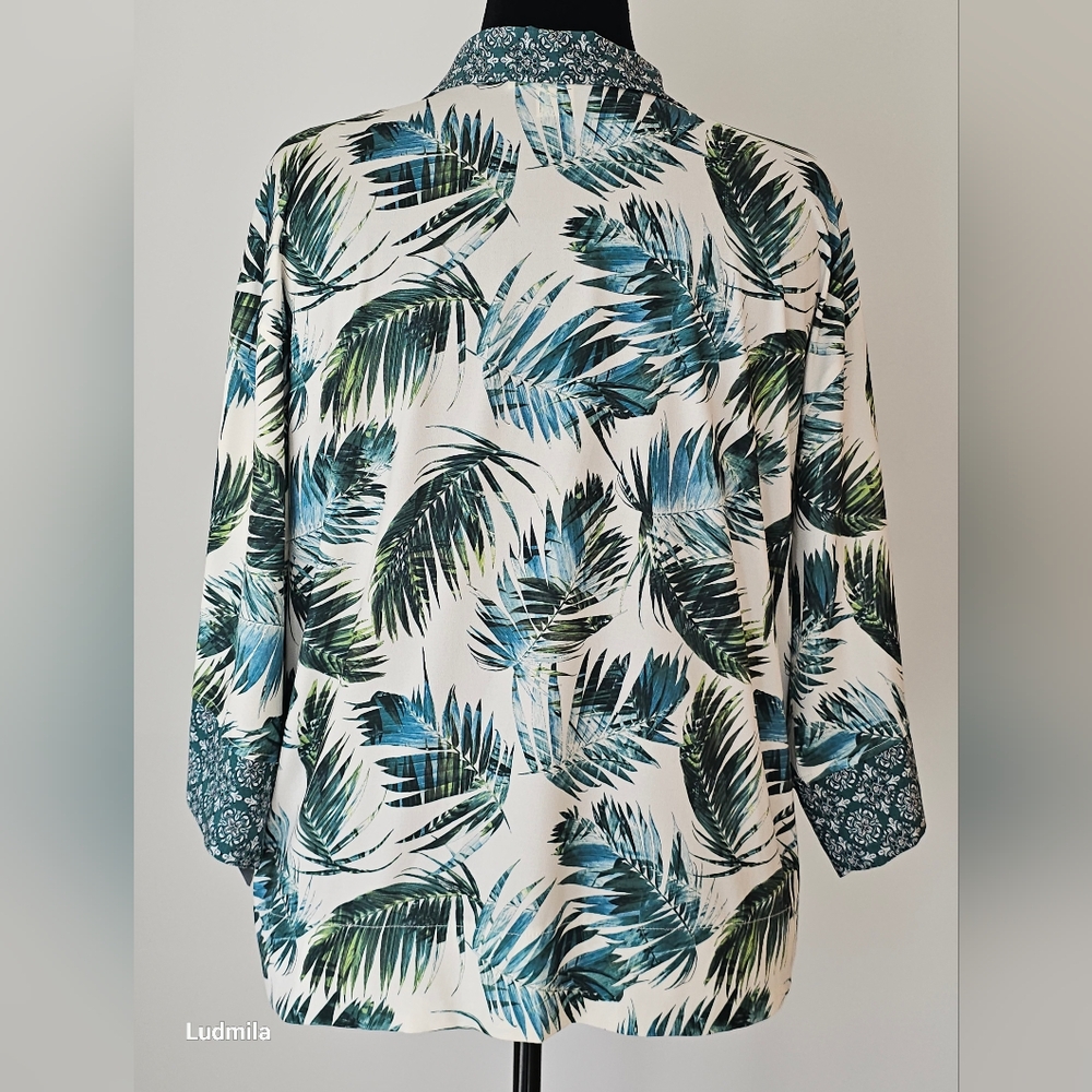 SKYE'S THE LIMIT size L‎ Women's Green Tropical Leaf Print Cover Up - Picture 3 of 5